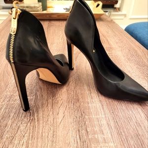 Brand new BCBGeneration Pumps